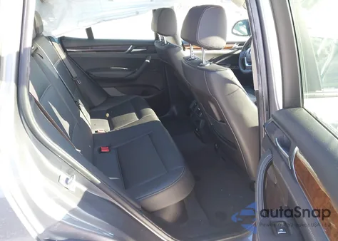 2017 BMW X3 xDrive28I z USA, uszkodzony, nr VIN 5UXWX9C31H0W75334